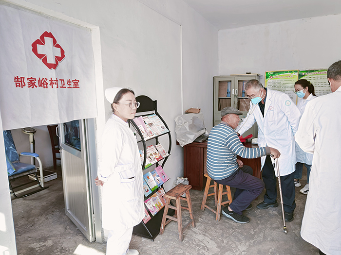 基层义诊筑健康  真情服务暖人心